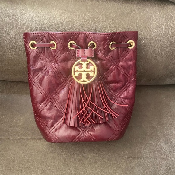 New with tags Tory Burch bag-has been kept in storage.*Currently sold out online - Picture 5 of 7